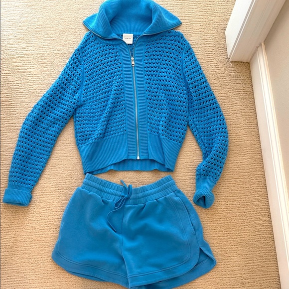 Varley Doibke Soft new Blue Knit Zip-Up Sweater and Shorts Set - Picture 1 of 5
